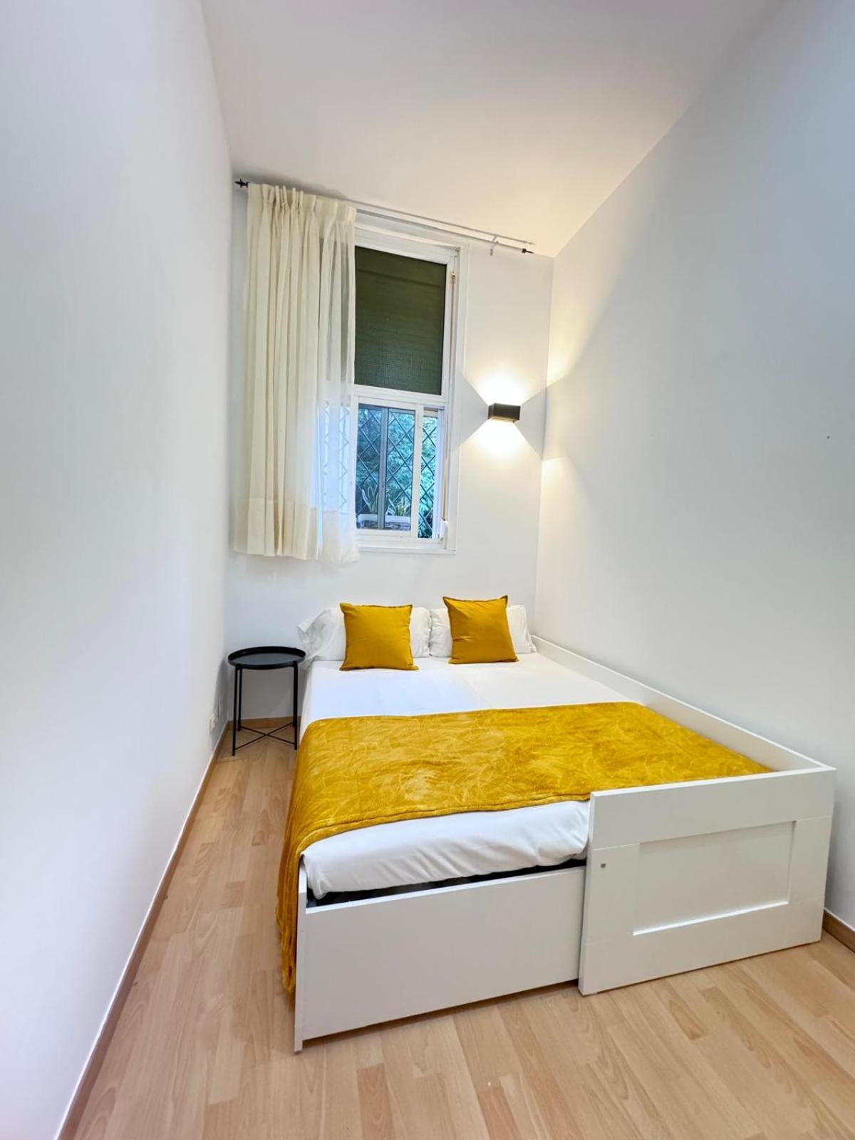 Pamis Apartament Sants, บาร์เซโลนา ภายนอก รูปภาพ